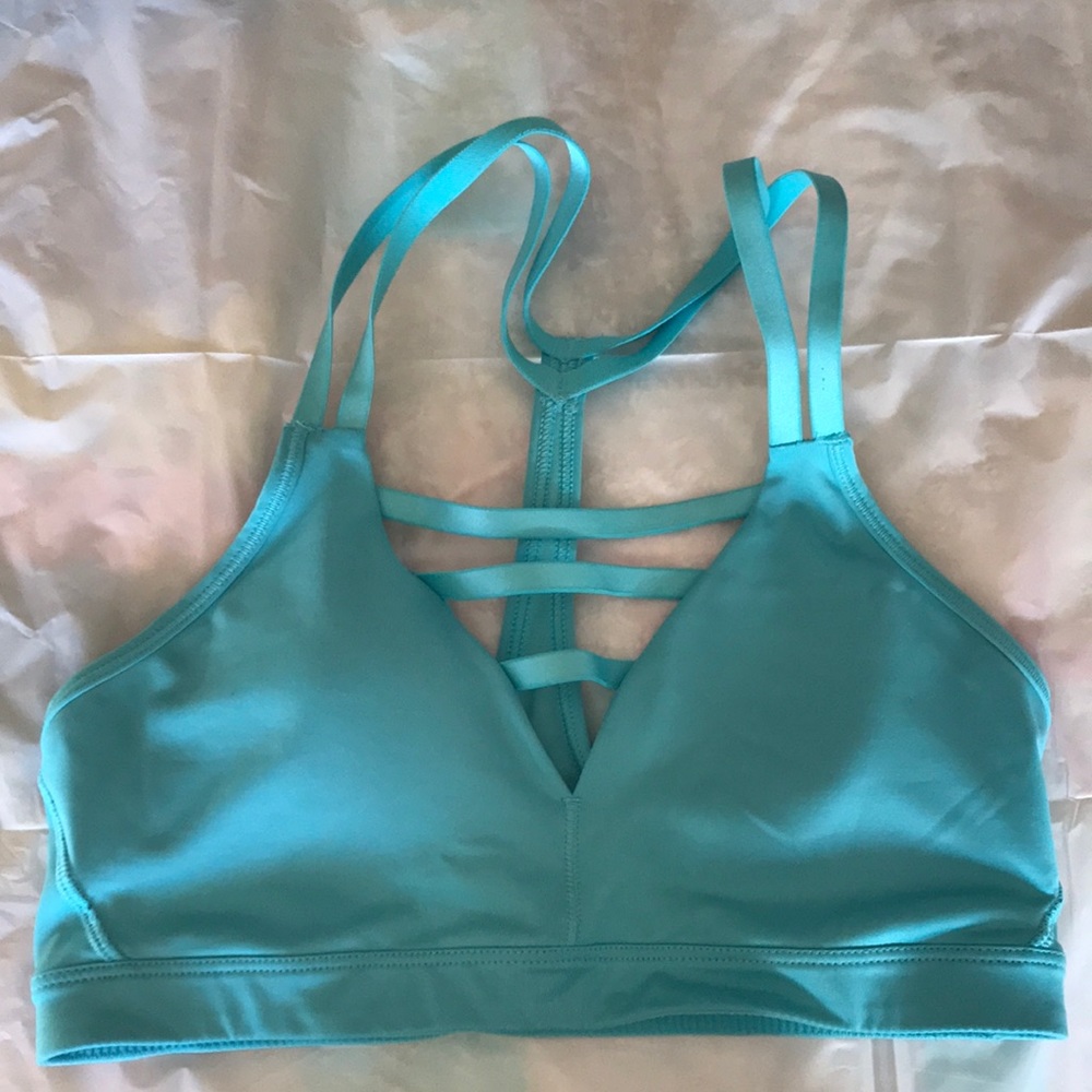 Victoria Sport sports bra